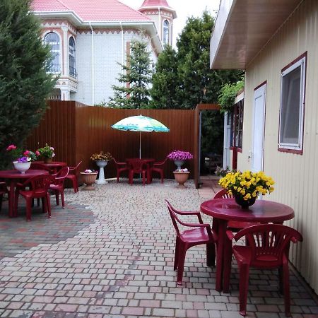 Mini Hotel Уютный дворик Одесса Экстерьер фото