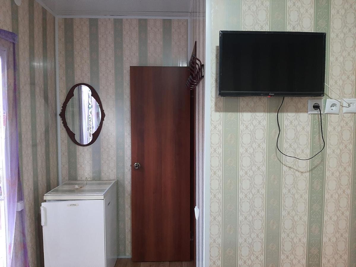 Mini Hotel Уютный дворик Одесса Экстерьер фото