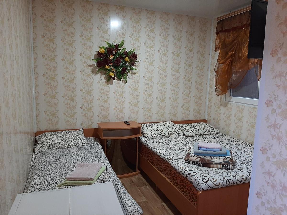 Mini Hotel Уютный дворик Одесса Экстерьер фото