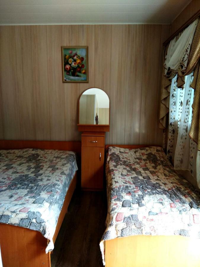 Mini Hotel Уютный дворик Одесса Экстерьер фото