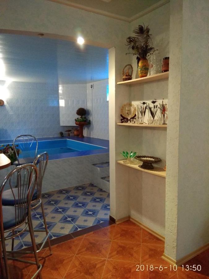 Mini Hotel Уютный дворик Одесса Экстерьер фото